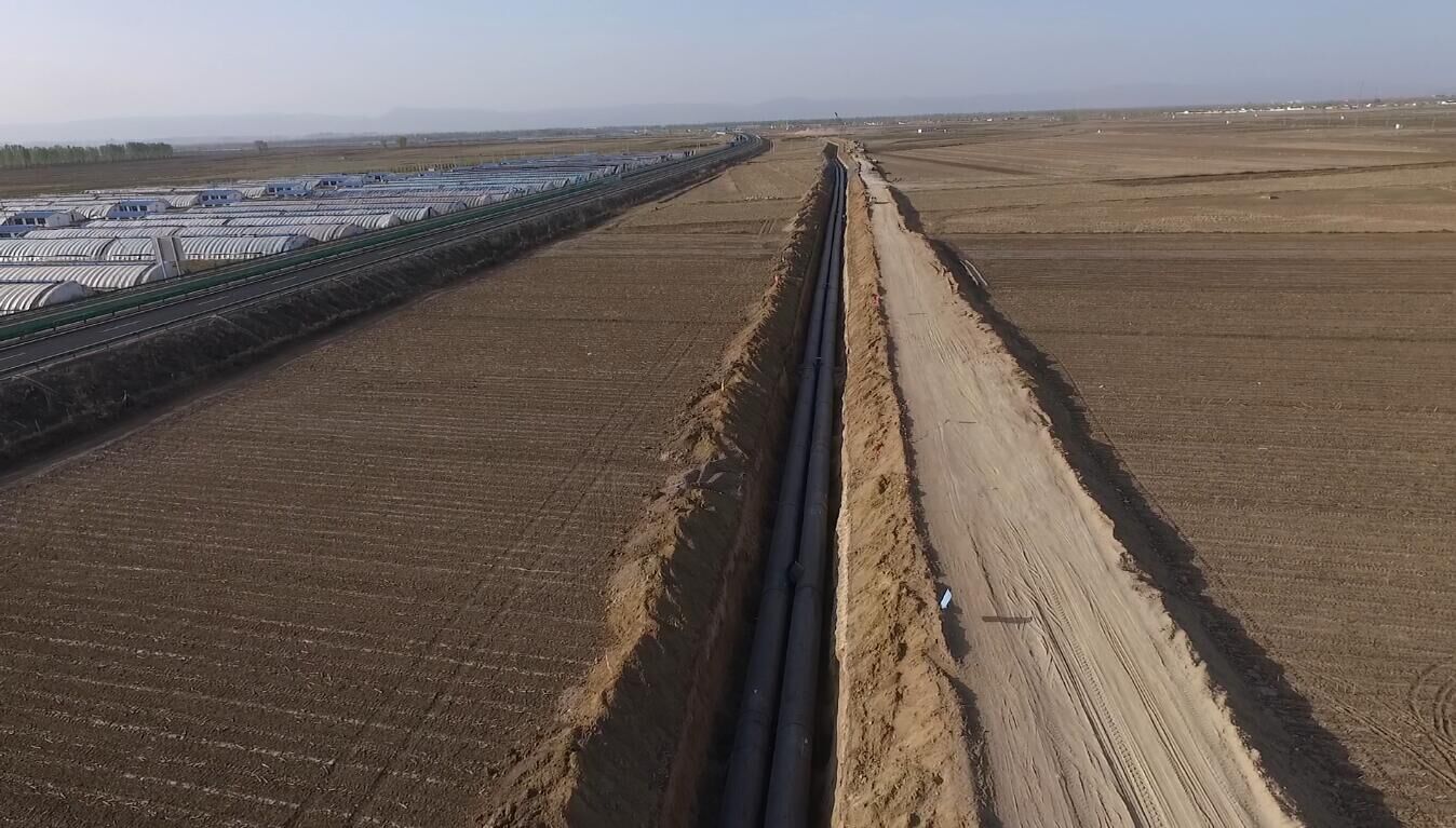 長輸供熱項(xiàng)目施工.jpg 長輸供熱項(xiàng)目施工.jpg